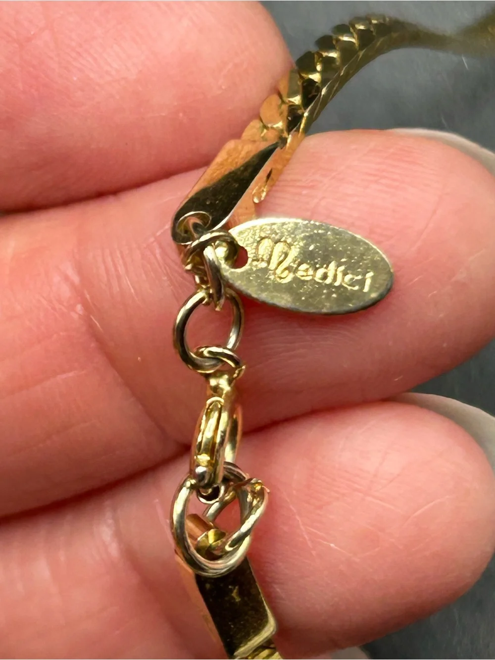 Medici chain gold